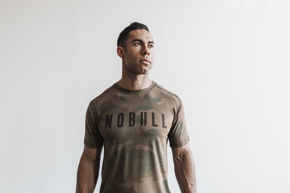 Nobull Men\'s T Shirts Green Camo | Australia (NG6954)